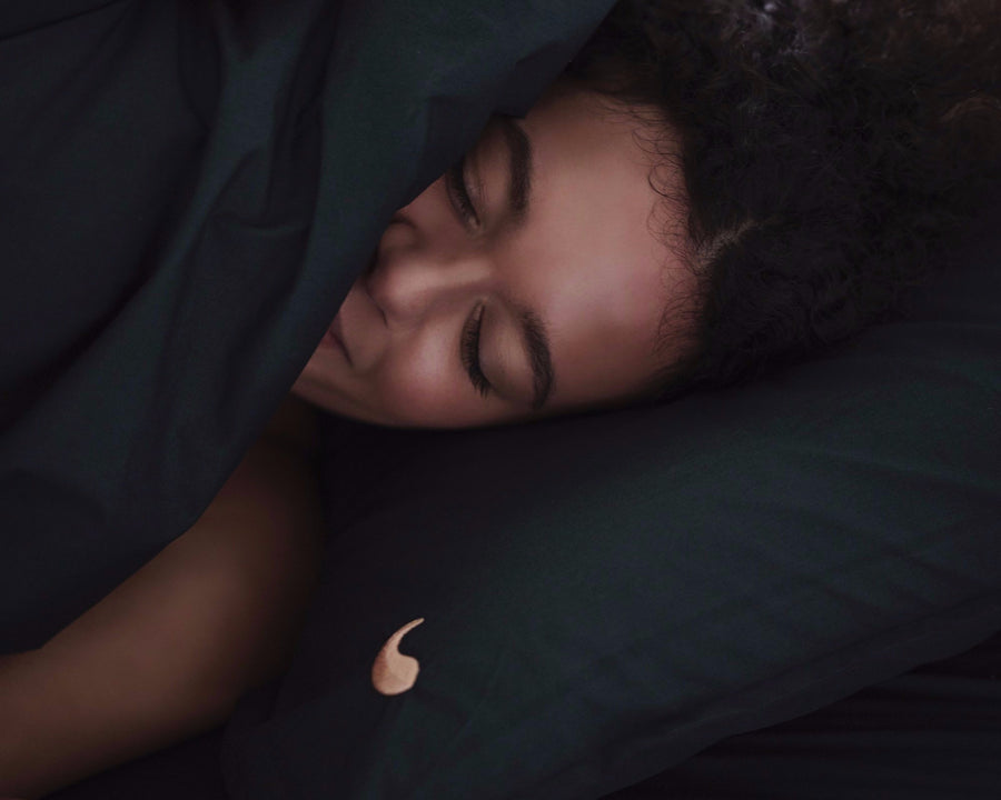Kandalama percale pillowcases set (dark green with dark green leaves) - Four Leaves