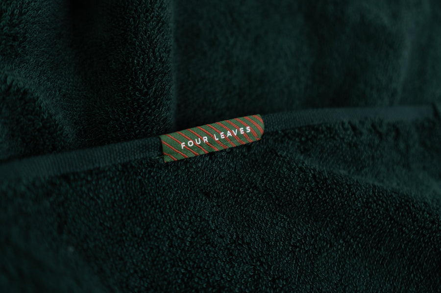 Kandalama green bath towel (set of two) - Four Leaves