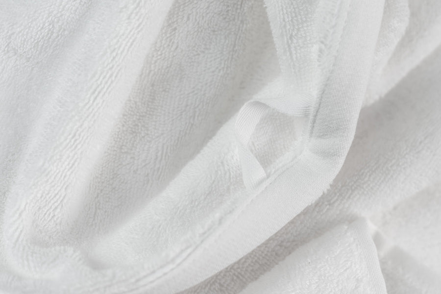 Nayakakanda white bath sheet (set of two) - Four Leaves