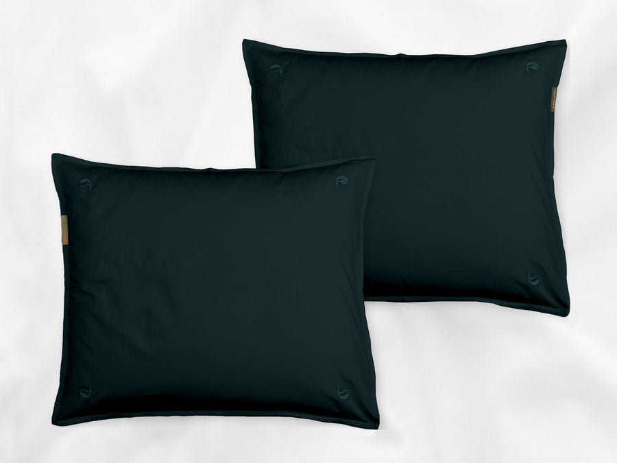 Kandalama sateen pillowcases set (dark green with dark green leaves) - Four Leaves