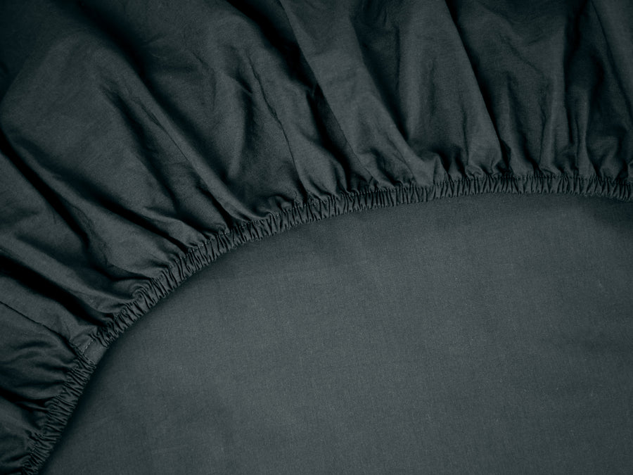 Kandalama percale fitted sheet (dark green) - Four Leaves